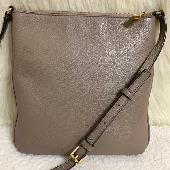 MICHAEL KORS BEDFORD Mushroom Pebbled Leather Slim Flat Crossbody Messenger Bag - Picture 15 of 16